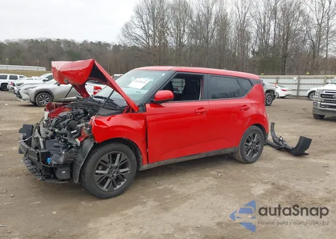 2021 Kia Soul Ex z USA, uszkodzony, nr VIN KNDJ33AU8M7760611
